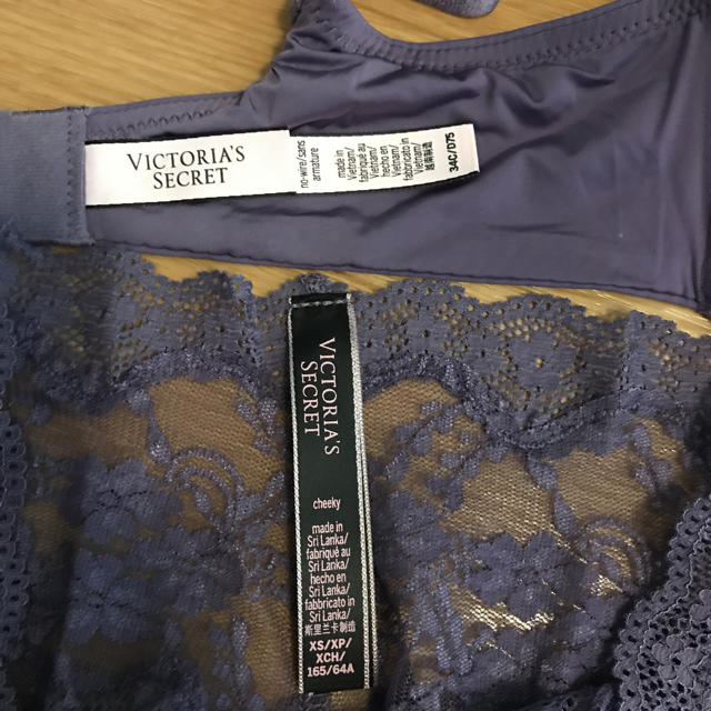 Victoria's Secret(ヴィクトリアズシークレット)のVICTORIA'S SECRET ブラSET レディースの下着/アンダーウェア(ブラ&ショーツセット)の商品写真