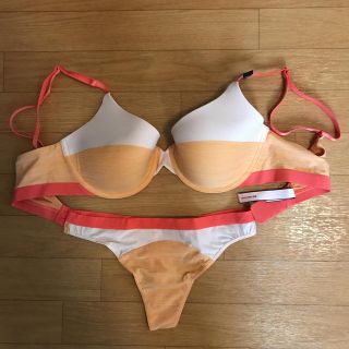 ヴィクトリアズシークレット(Victoria's Secret)のVICTORIA'S SECRET ブラSET(ブラ&ショーツセット)