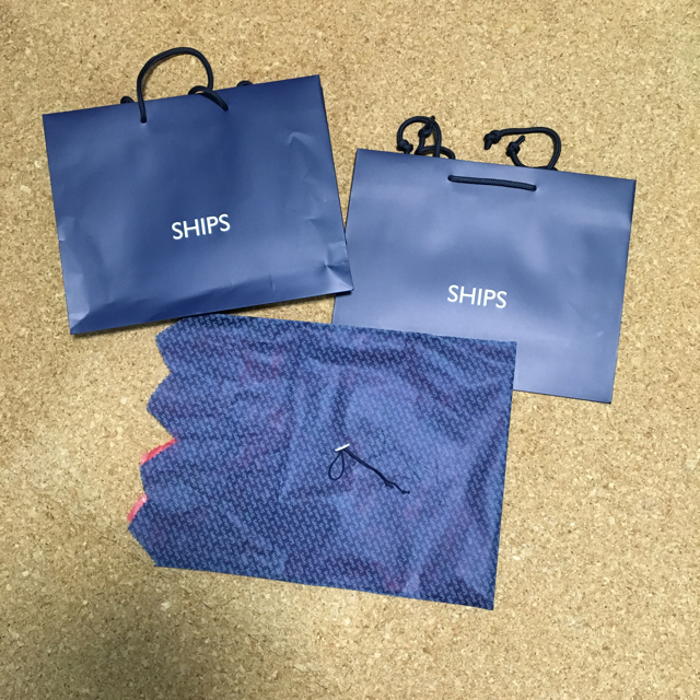 SHIPS(シップス)のシップス★ショッパー・ショップ袋★紙袋★ミニラッピング袋 レディースのバッグ(ショップ袋)の商品写真