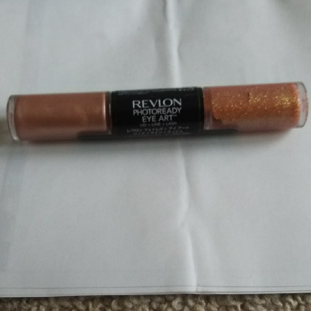 REVLON(レブロン)の未使用 REVLON フォトレディ アイアート リッド+ライン+フラッシュ コスメ/美容のベースメイク/化粧品(アイシャドウ)の商品写真