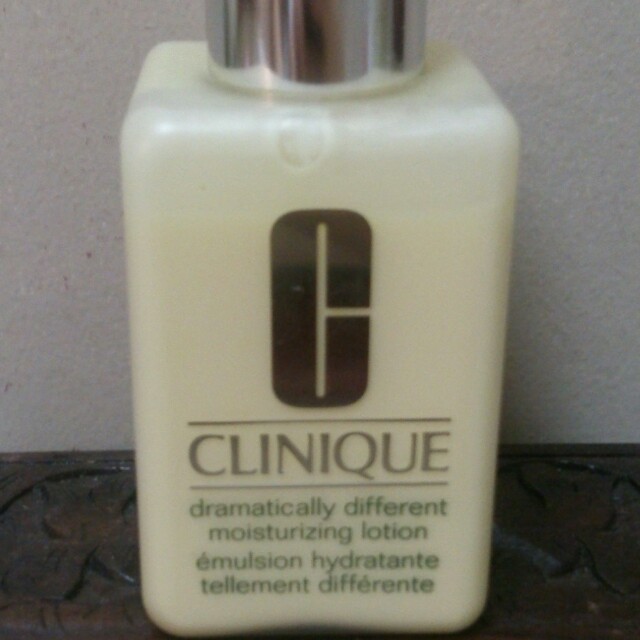 CLINIQUE(クリニーク)のクリニーク乳液★125ml コスメ/美容のベースメイク/化粧品(その他)の商品写真