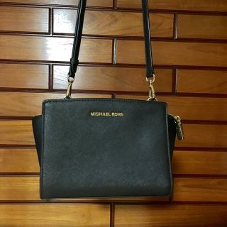 マイケルコース(Michael Kors)のMICHAEL KORS ショルダーバッグ セルマメッセンジャー ミディアム(ショルダーバッグ)