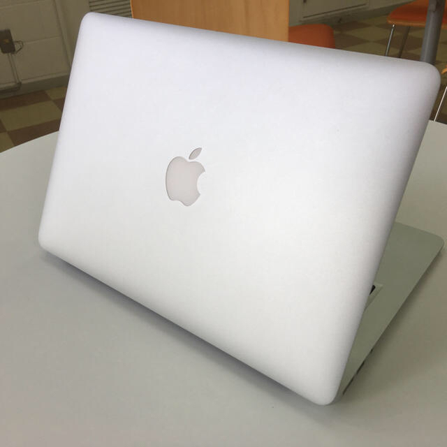 Apple(アップル)の＊美品 Macbook Air13-inch Early2015 Core i5 スマホ/家電/カメラのPC/タブレット(ノートPC)の商品写真