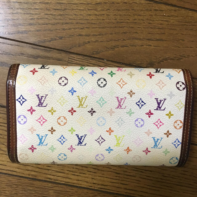 LOUIS VUITTON(ルイヴィトン)の最終 値下げ‼️ルイヴィトン マルチカラー 三つ折り長財布 レディースのファッション小物(財布)の商品写真