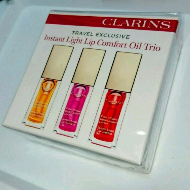 CLARINS - クラランス リップオイル3本セットの通販 by アオバ's shop ...