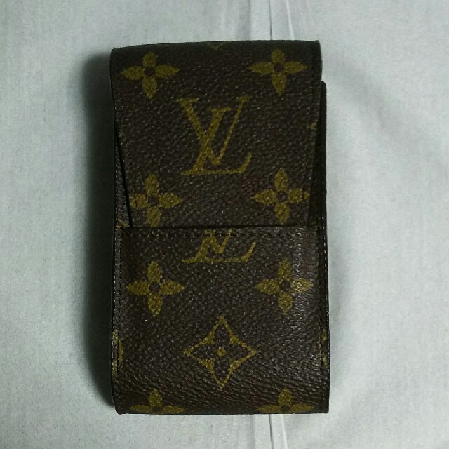 LOUIS VUITTON(ルイヴィトン)のルイヴィトンのシガレットケース メンズのファッション小物(タバコグッズ)の商品写真