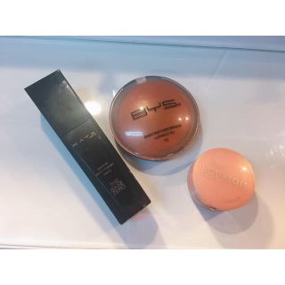 ブルジョワ(bourjois)のコスメまとめ売り（ブルジョワチーク）(ファンデーション)