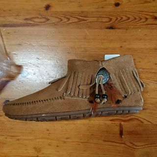 ミネトンカ(Minnetonka)のMINNETONKA(ブーツ)