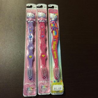 ハローキティ(ハローキティ)の子供用キティ歯ブラシ3本セットハワイ購入(歯ブラシ/歯みがき用品)