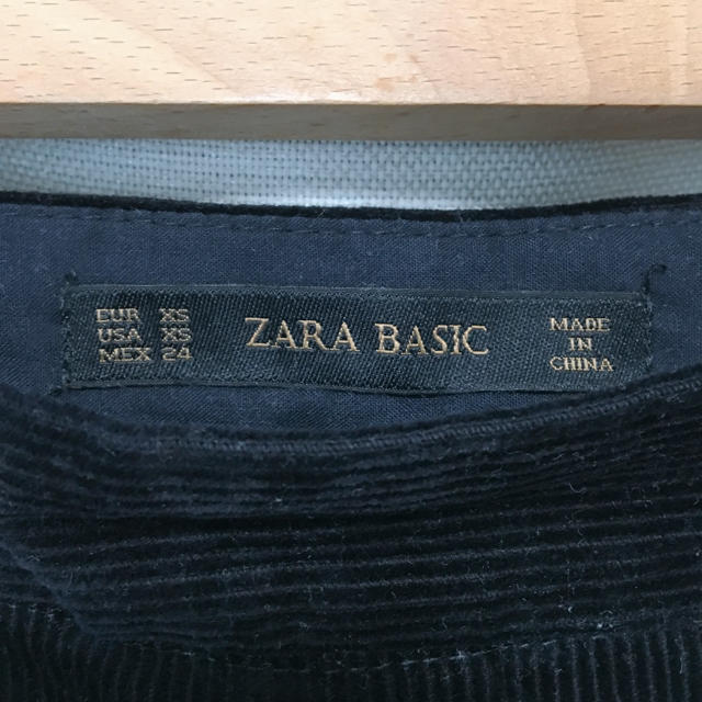 ZARA(ザラ)のZARA ザラ コーデュロイスカート ブラック 黒 レディースのスカート(ミニスカート)の商品写真