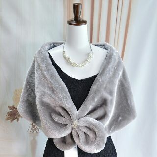 新品♥グレー ファーケープ(ミディアムドレス)