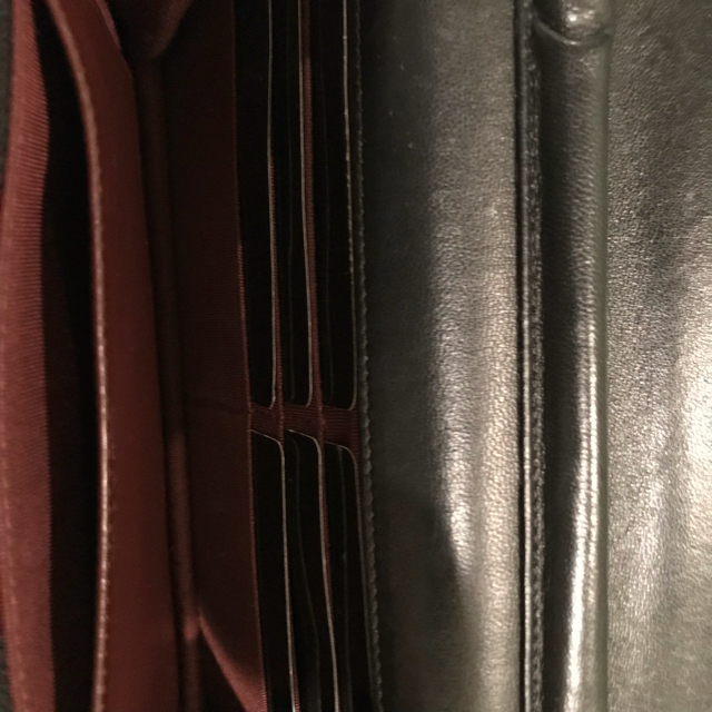 CHANEL(シャネル)のCHANEL チェーンウォレット マトラッセ 黒 シルバー金具 レディースのバッグ(ショルダーバッグ)の商品写真