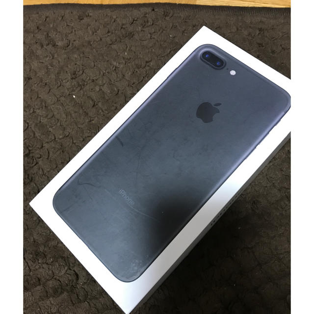 Apple(アップル)の iPhone 7 Plus128 au SIMロック解除済み スマホ/家電/カメラのスマートフォン/携帯電話(スマートフォン本体)の商品写真