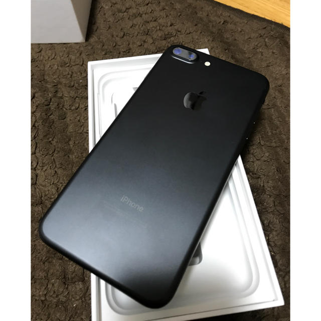 Apple(アップル)の iPhone 7 Plus128 au SIMロック解除済み スマホ/家電/カメラのスマートフォン/携帯電話(スマートフォン本体)の商品写真