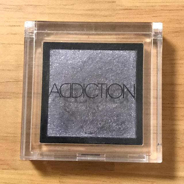 ADDICTION(アディクション)のADDICTION アディクション アイシャドウ Yesterday039 コスメ/美容のベースメイク/化粧品(アイシャドウ)の商品写真