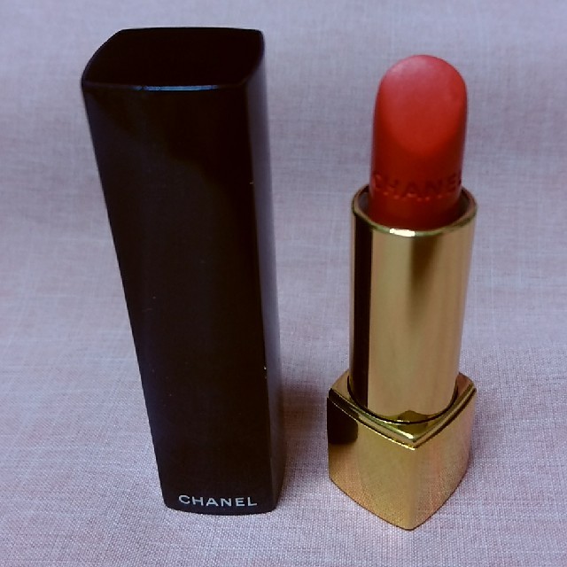 CHANEL(シャネル)のCHANEL ルージュアリュール96エクサントリック コスメ/美容のベースメイク/化粧品(口紅)の商品写真