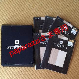 ジバンシィ(GIVENCHY)のpaparazziさま専用です！5枚セット GIVENCHY sizeM-L新品(タイツ/ストッキング)