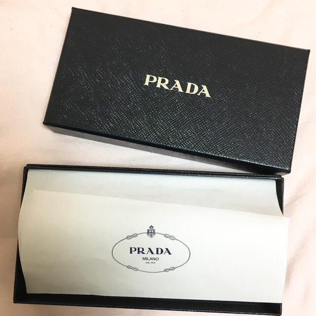 PRADA(プラダ)のPRADA サフィアーノ ピンク 長財布 レディースのファッション小物(財布)の商品写真