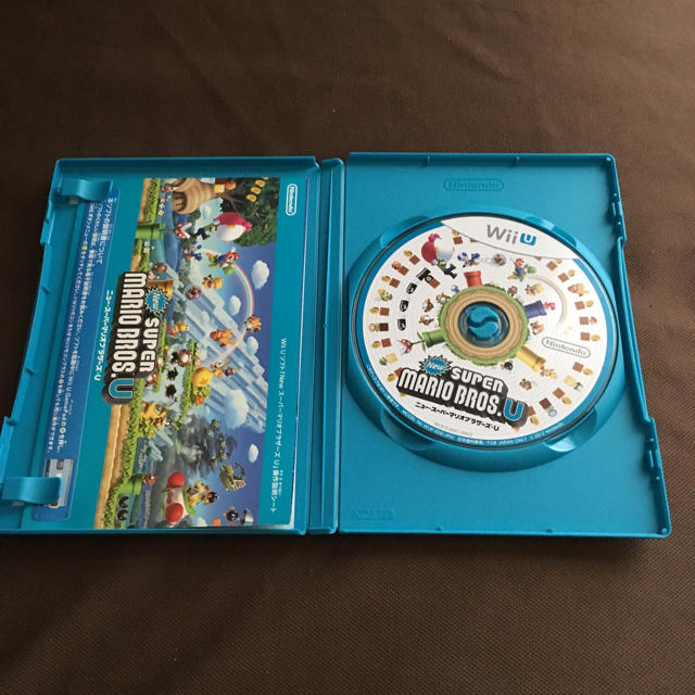 Wii U(ウィーユー)のニュー スーパーマリオブラザーズU 美品 エンタメ/ホビーのゲームソフト/ゲーム機本体(家庭用ゲームソフト)の商品写真