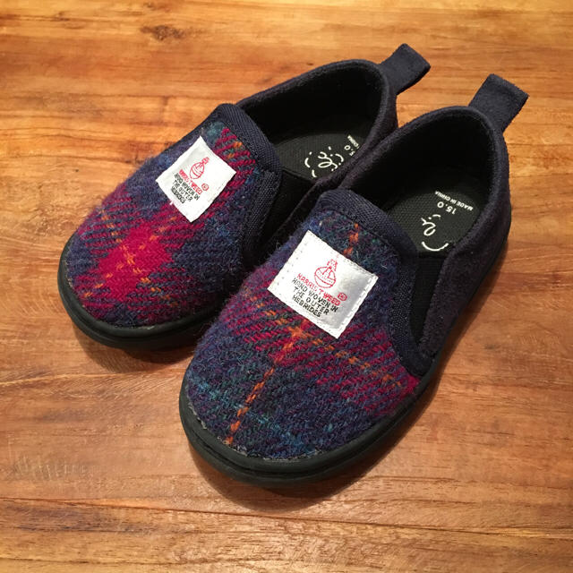 Harris Tweed(ハリスツイード)のHARRISTWEED.ハリスツイードアプレレクールキッズシューズ・スリッポン キッズ/ベビー/マタニティのキッズ靴/シューズ(15cm~)(スリッポン)の商品写真