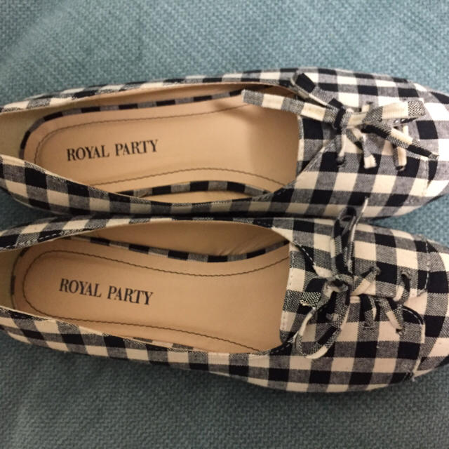 ROYAL PARTY(ロイヤルパーティー)の新品未使用 ロイヤルパーティー フラットシューズ レディースの靴/シューズ(ハイヒール/パンプス)の商品写真