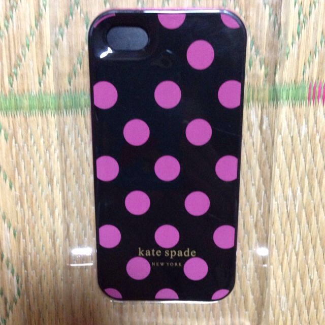 kate spade new york(ケイトスペードニューヨーク)のkate spade iPhoneケース スマホ/家電/カメラのスマホアクセサリー(モバイルケース/カバー)の商品写真