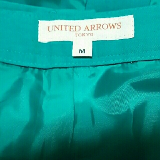 ユナイテッドアローズ(UNITED ARROWS)の[新品]ユナイテッドアローズ　スカート(ひざ丈スカート)