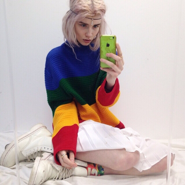 UNIF(ユニフ)のUnif crayola sweater ニット ユニフ 人気商品 レディースのトップス(ニット/セーター)の商品写真