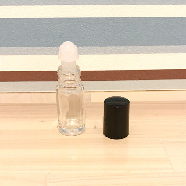 【送料込】3本セット  ロールオン ガラスボトル(クリア) 5ml  コスメ/美容のリラクゼーション(アロマグッズ)の商品写真