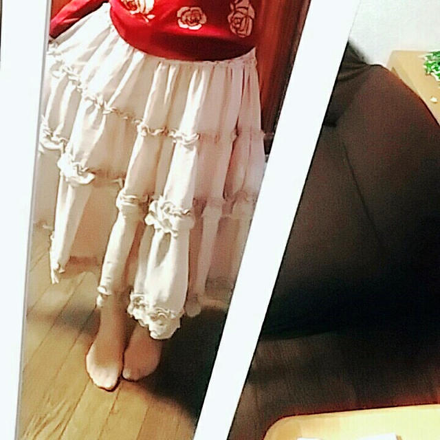 axes femme コーデ売り 薔薇柄ニット × ロングスカート 1