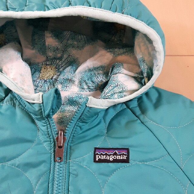 patagonia(パタゴニア)のpatagonia　ブルゾンパーカー キッズ/ベビー/マタニティのキッズ服女の子用(90cm~)(ジャケット/上着)の商品写真