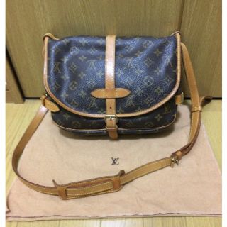 ルイヴィトン(LOUIS VUITTON)のLOUIS VUITTON★ショルダーバッグ／ソミュール30(ショルダーバッグ)