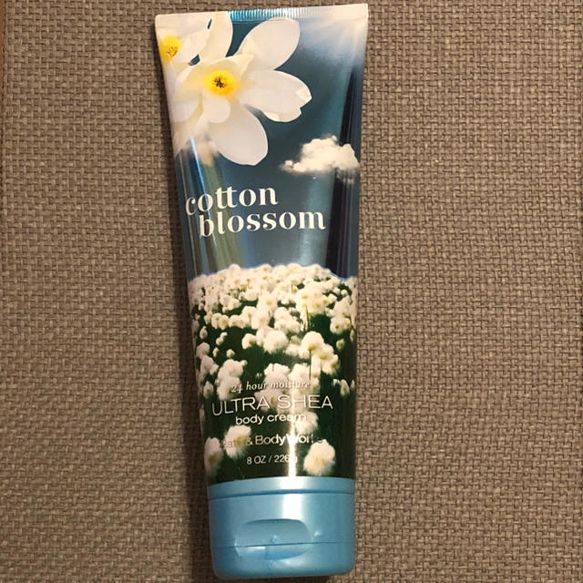 Bath & Body Works(バスアンドボディーワークス)の Bath& Body Works ボディークリーム コスメ/美容のボディケア(ボディクリーム)の商品写真