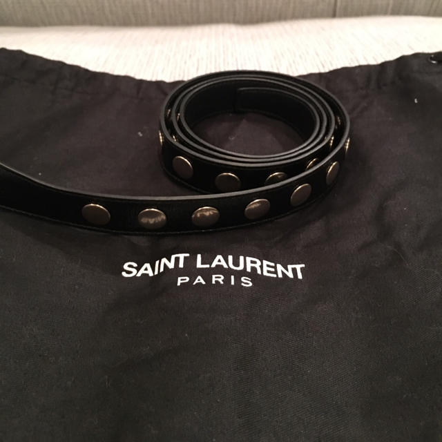 Saint Laurent(サンローラン)のSaint Laurent サンローラン ベルト スタッズ レディースのファッション小物(ベルト)の商品写真