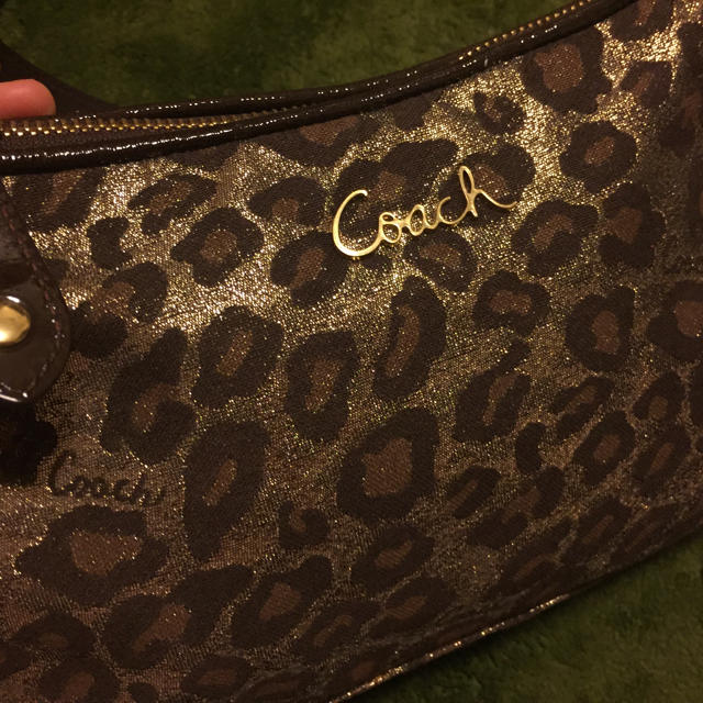 COACH(コーチ)のcoach ショルダーバッグ レディースのバッグ(ショルダーバッグ)の商品写真