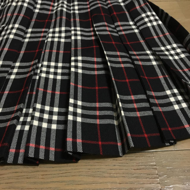 BURBERRY - Burberry38黒 白 赤 タータンチェック♡スカートの BURBERRY - Burberry38黒 白 赤 タータンチェック♡スカートの