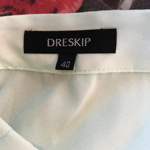 DRESKIP(ドレスキップ)のDRESKIPのリボン付きブラウス レディースのトップス(シャツ/ブラウス(長袖/七分))の商品写真