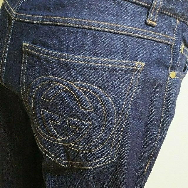 Gucci(グッチ)の★cykokki様専用★GUCCI  デニム40 【未使用・正規品】 レディースのパンツ(デニム/ジーンズ)の商品写真