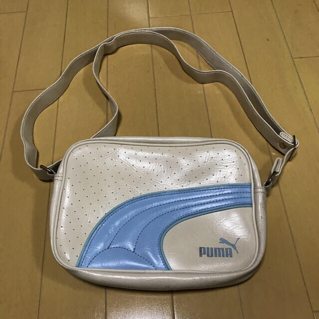 PUMA(プーマ)の✴︎値下げ✴︎PUMA ショルダーポーチ レディースのバッグ(ショルダーバッグ)の商品写真