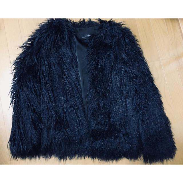 ZARA - ZARA フェイクファーショートジャケット