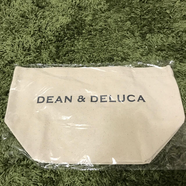 DEAN & DELUCA(ディーンアンドデルーカ)の⭐️DEAN&DELUCAトートバッグ 白 レディースのバッグ(トートバッグ)の商品写真