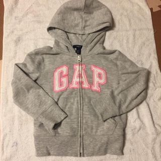 ギャップキッズ(GAP Kids)のまみ様美品)GAP 110 パーカー(ジャケット/上着)