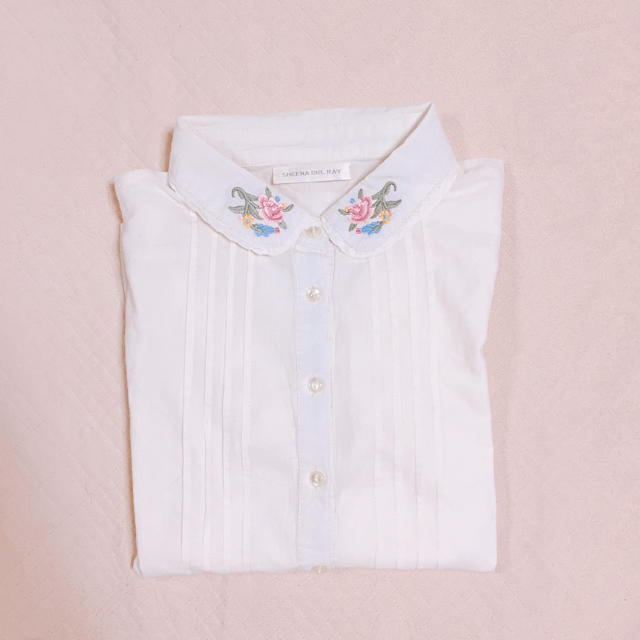 flower(フラワー)のblouse レディースのトップス(シャツ/ブラウス(長袖/七分))の商品写真