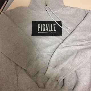 ピガール(PIGALLE)のピガール パーカー(パーカー)