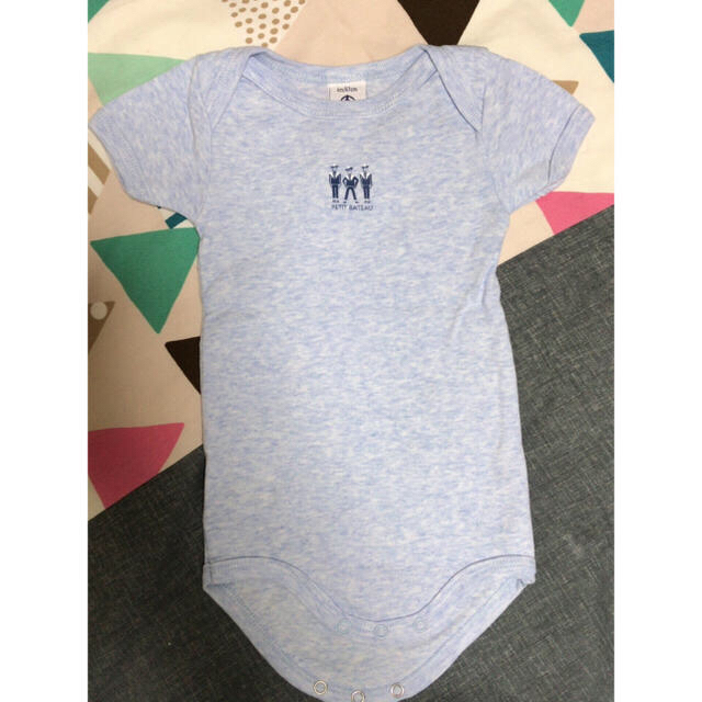 PETIT BATEAU(プチバトー)のプチバトー  ロンパース  3枚セット キッズ/ベビー/マタニティのベビー服(~85cm)(ロンパース)の商品写真