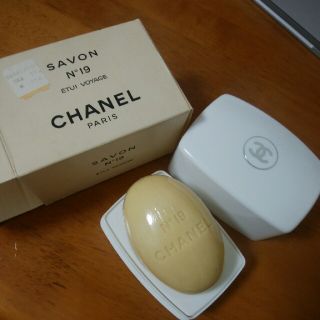 シャネル(CHANEL)のシャネル CHANEL サヴォン 石鹸 新品未使用 19番 100g(ボディソープ/石鹸)