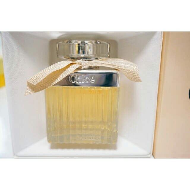 Chloe(クロエ)の新品 クロエオードパルファム 75ml 香水 CHANEL GUCCI Dior コスメ/美容の香水(香水(女性用))の商品写真