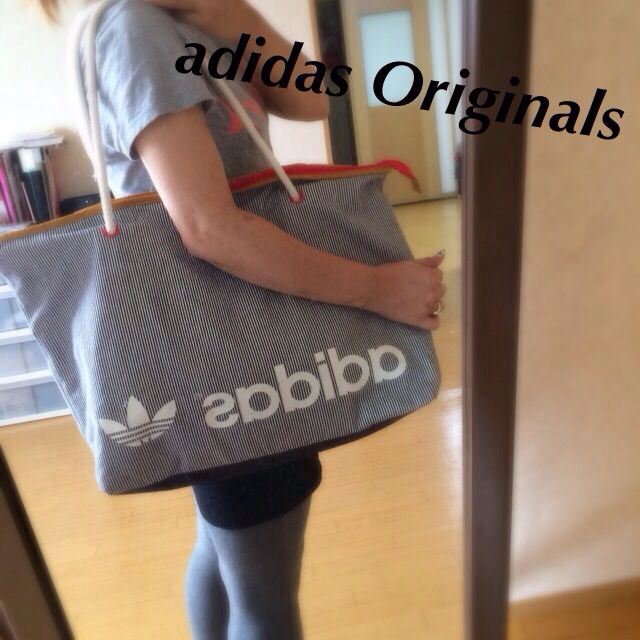 adidas(アディダス)のadidas/トートバッグ レディースのバッグ(トートバッグ)の商品写真