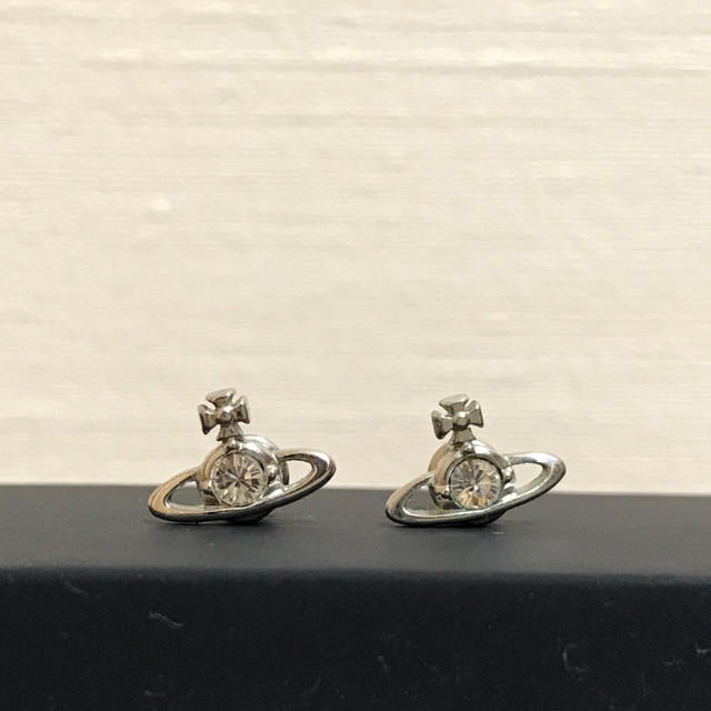 Vivienne Westwood ナノソリティア ピアス