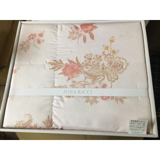 ニナリッチ(NINA RICCI)の【メロディ様専用】ニナリッチ 羽毛肌掛け布団 新品未使用(布団)